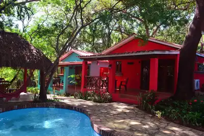 Image de Beaux appartements avec piscine à quelques pas de la plage