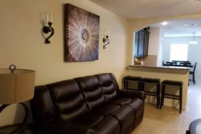 Image de Nouvelle location de vacances confortable et élégant pour votre séjour en famille / entreprise