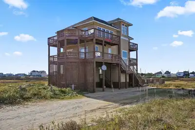 Image de Chiens bienvenus! Semi-bord de mer, Rodanthe avec piscine, bain à remous, salle de jeux et salle multimédia