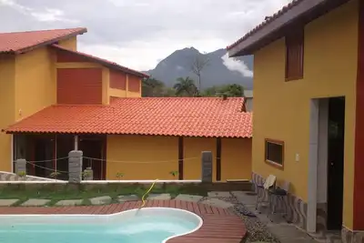 Image de Votre maison à Roça Près du centre de Penedo