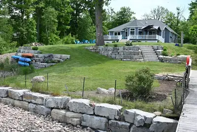 Image de Luxueux Carnegie Bay maison toute l'année au bord de l'eau 3br 2. 5 Bath ou 6br 4. 5 Bath