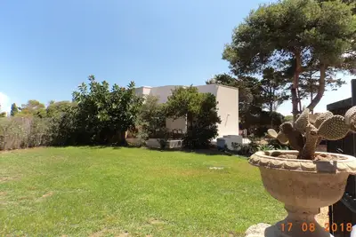Image de Kalos maison avec jardin Ă quelques pas de la mer