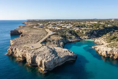 Image de Villa avec piscine et vue sur la mer, Binidalí, Minorque