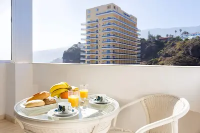Image de Loft avec Teide et vue sur la mer