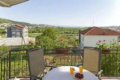 Image de Appartement de vacances Zrnovnica pour 1 - 5 personnes avec 2 chambres Ă coucher - Appartement de va