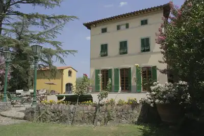 Image de Le charme de l'histoire, la campagne, le confort du centre habité