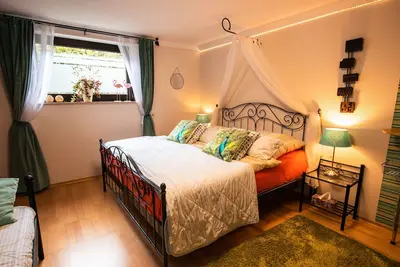 Image de La cave de détente. Agréable et frais en été, confortable et chaud en hiver!