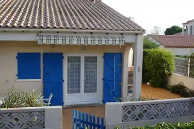 Image de Villa 55 m2 3 Ch 3 étoiles 5-6 Pers Clim Piscine Mer 50 m Plage 1 km