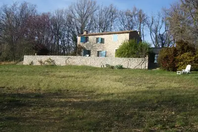 Image de Les Chênes Blancs, belle maison sur deux hectares, piscine, chênaie ombragée