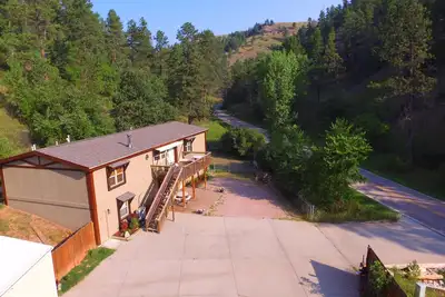 Image de Complimentary bicycles, fire pit, Wifi and home for wildlife!