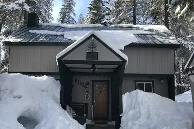 Image de PRÉPAREZ-Vous Pour Le Plaisir D'Hiver À 10 Minutes De Sucre Bol, Boreal Woodward, Royal Gorge