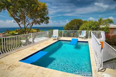 Image de Casa Blanca Villa - à Cruz Bay - une vue fabuleuse & piscine & A / C