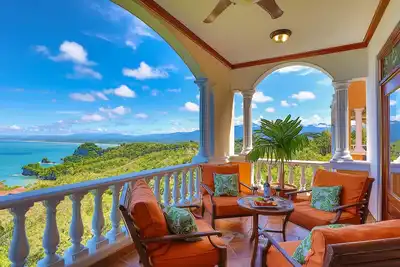 Image de Pacifico Colonial Luxury Penthouse in Manuel Antonio Panoramic Ocean View