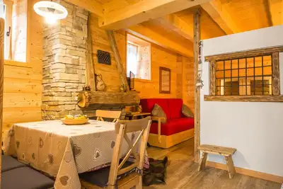 magnifique refuge à la lisière des bois dans la Valle di Ledro pour une détente totale