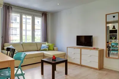 Image de Appartement très mignon à seulement 5 minutes du pavillon Prince Felipe