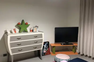 Image de chambre avec salle de bain privée dans l'appartement de la ville de Parme
