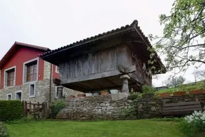 Image de Casa La Cuesta full rural accommodation in Oviedo for 6 guests