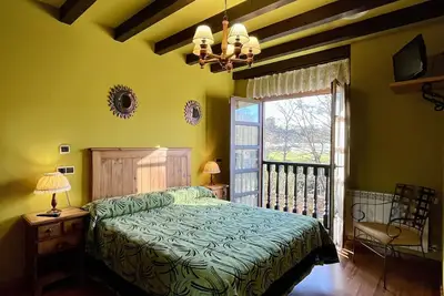 Image de Appartement rural Aptos. turísticos Paseo de la Alameda pour 2 personnes