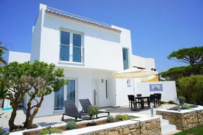 Image de Modern villa overlooking Vale do Lobo beach. A few minutes to the Praca. T122 - Almancil, Algarve