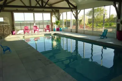 Image de Le gîte des chevrettes, à la ferme, piscine chauffée couverte, châteaux