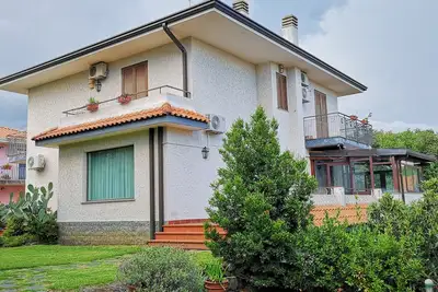 Image de Villa Cinzia - jardin et intimité inclus! - Anglais parlé