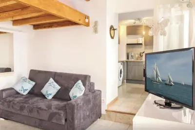 Image de Studio, calme, charmant, au coeur de la vieille ville à quelques pas de tout