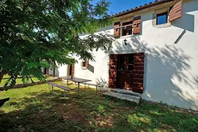 Image de Maison de vacances Buzet pour 1 - 5 personnes avec 2 chambres à coucher - Maison de vacances