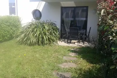 Appartement T3 avec terrasse et jardin privatif, proche plage, Wifi