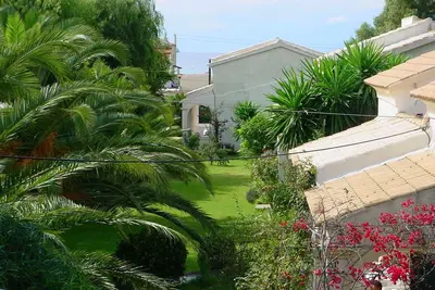 Sirios Villas υτόνομες παραθαλάσσιες βίλες