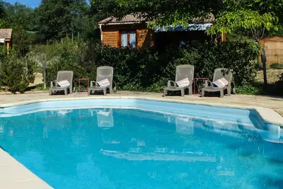 Image de lieu calme, ressourçant, en pleine nature entre Vaison et le Mont Ventoux