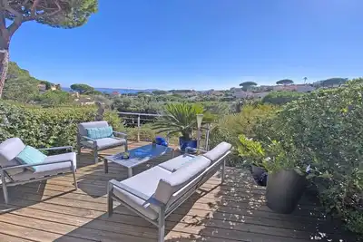 Image de Maison 4\/6 personnes - Vue mer - Piscine résidence - Climatisation - Wifi - Sainte Maxime