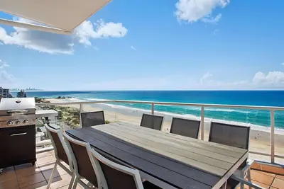 The Edge - Currumbin Hill