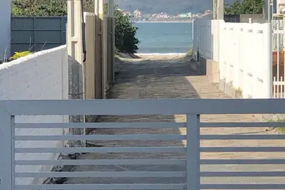 Image de Maison simple à 40 mètres de la mer