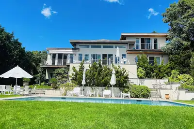 Image de Bayfront 4 chambres maison familiale. Vue mer panoramique de toutes les pièces