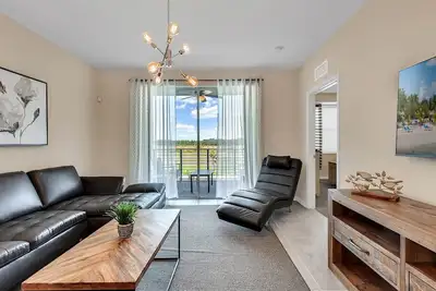 Image de 2 Bedrooms/ 2 Bathrooms/ Storey Lake (4731-304 Ct)