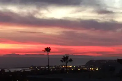 Image de Sunset Ocean Views.
