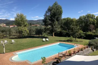Villa Arte 12 Pax Maison de campagne de luxe avec piscine, barbecue WiFi près de 5 Terre
