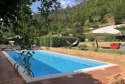 Image de Villa Riviera, retraite de luxe avec grande piscine, tennis, terrain de football, près de 5Terre