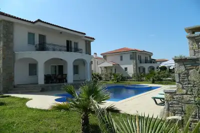 Image de 4 Lits All En SUİTE VİLLA BİG Discount 2019 Sept: £ 695 Oct £ 495pw