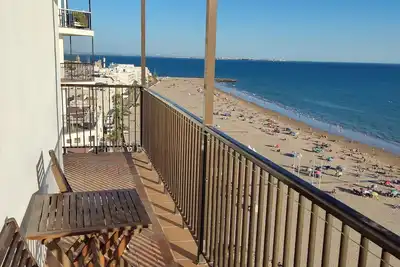Image de Rota, 1ère ligne de plage de La Costilla, vues spectaculaires, garage et wifi
