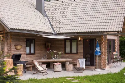 ALMHÜTTE Dans Le Parc National Julian Alpn -Bohinjj