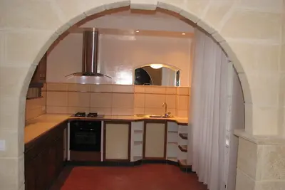 Image de Appartement F2 standing dans ancienne ferme. Rénové entièrement. Très calme.