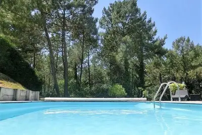 Image de Villa Lumineuse Avec Piscine