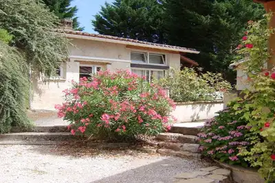 Image de Gite avec piscine à la campagne pres d Albi