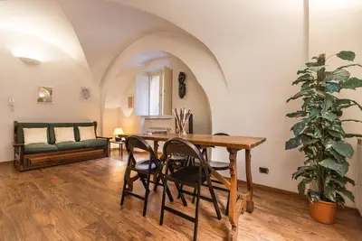 Image de Belle nouvelle maison, via Nazionale.