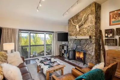 Image de Teton Village 3. 5br \/ 2. 5ba - à 2 km du parc national de Grand Teton!
