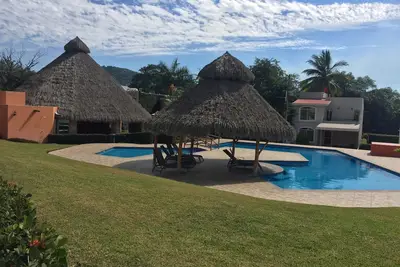 Image de Maison de plage à Manzanillo avec piscine et court de tennis avec a \/ c