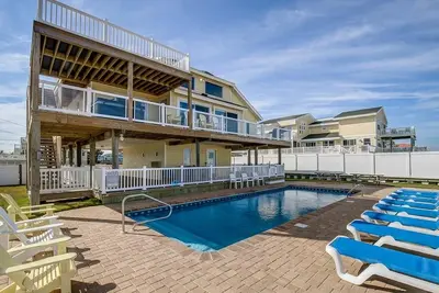 Image de Shore Relaxin '| Front de mer | Dog Friendly, bain à remous