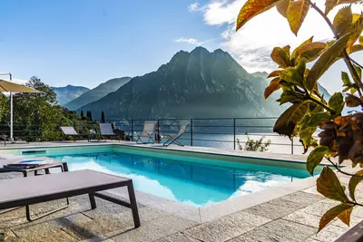 Image de IseoLakeRental - Studio de vacances romantiques