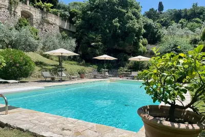 Image de Appartement (2 ou 4 personnes) avec piscine et Ă quelques pas de la ville